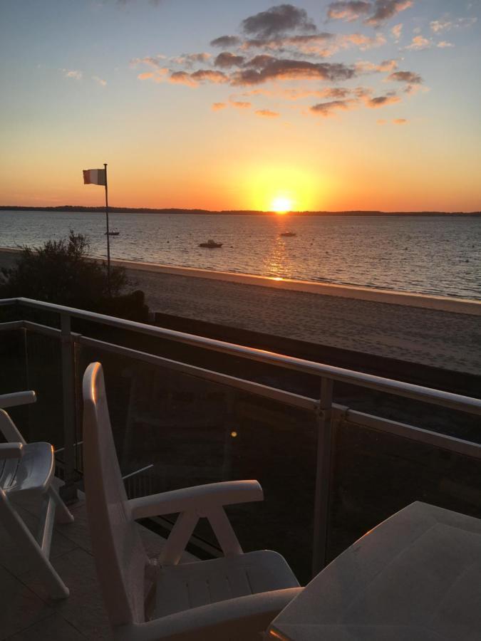 Appartement Arcachon Perreire Premiere Ligne Les Pieds Dans L Eau Vue Magnifique Sur Le Bassin Exterior photo
