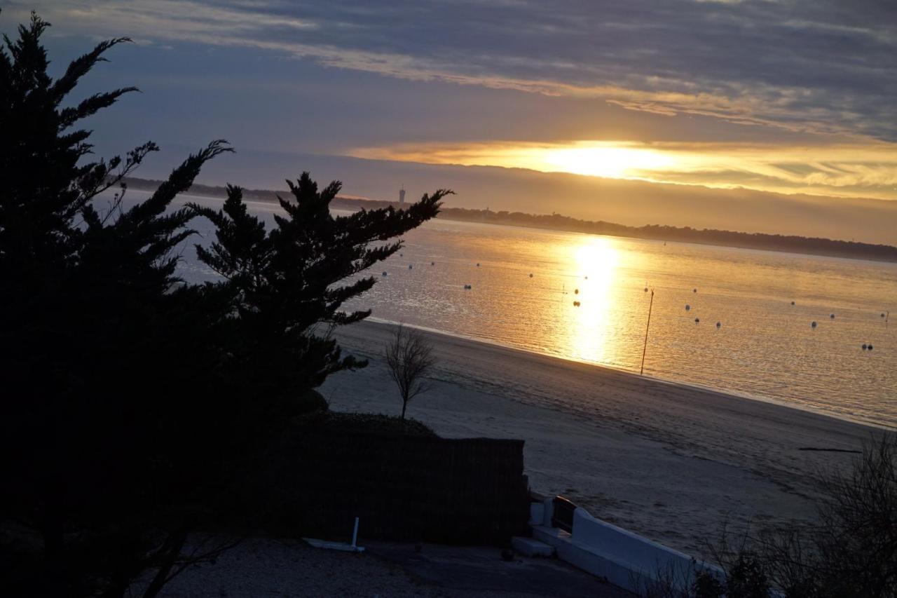 Appartement Arcachon Perreire Premiere Ligne Les Pieds Dans L Eau Vue Magnifique Sur Le Bassin Exterior photo