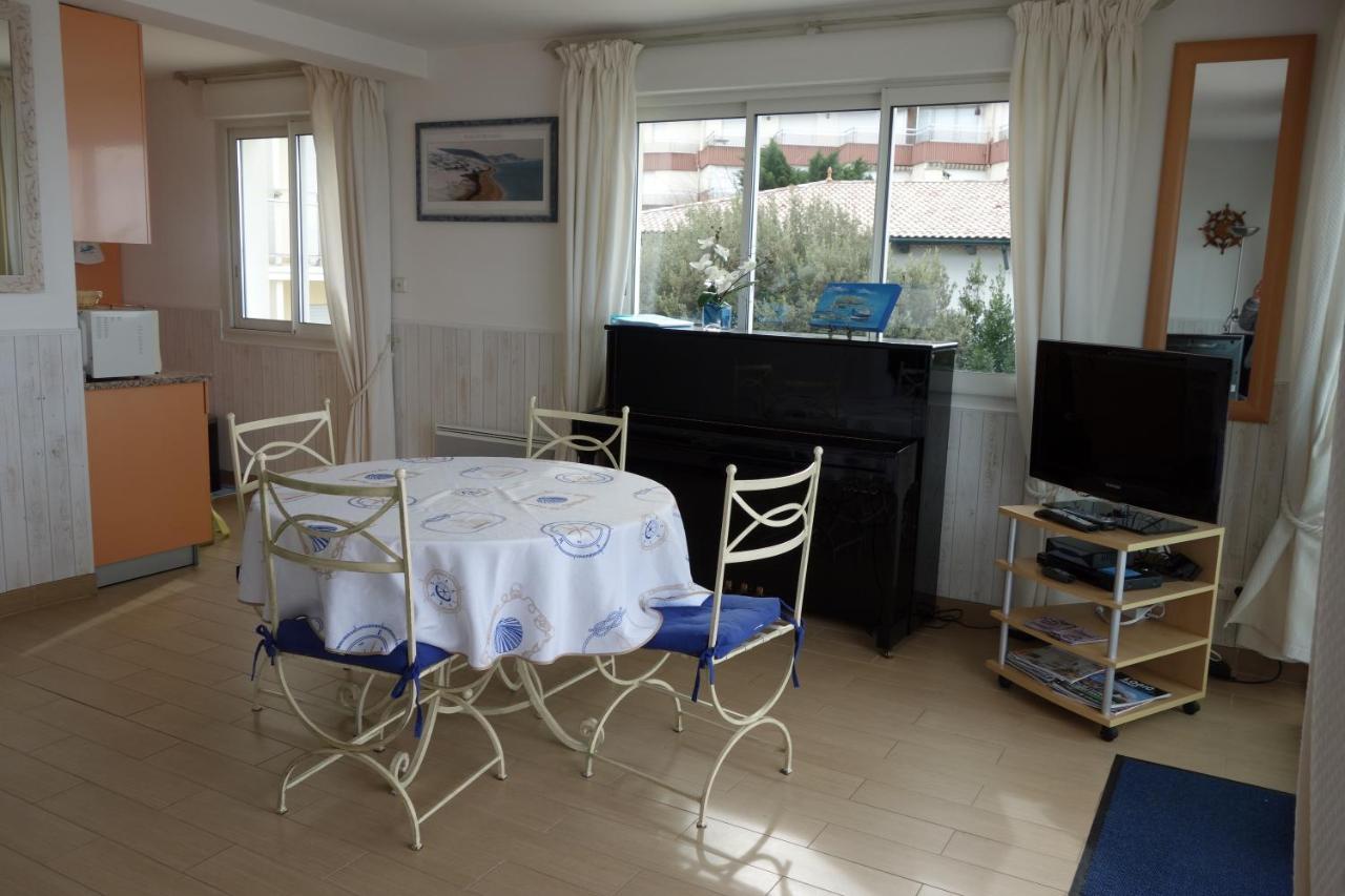 Appartement Arcachon Perreire Premiere Ligne Les Pieds Dans L Eau Vue Magnifique Sur Le Bassin Exterior photo
